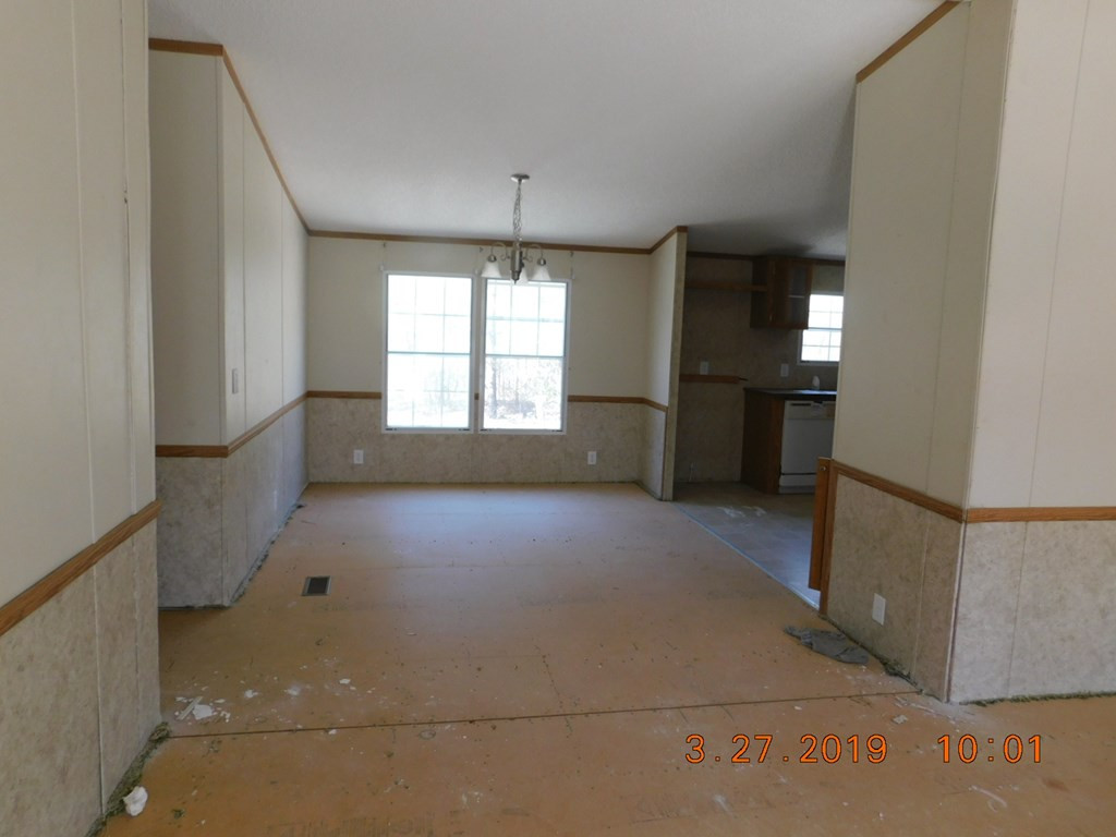 318 Sandy Springs Road Trenton, SC 29847 - Photo 3 of 27 Gallery Image 3