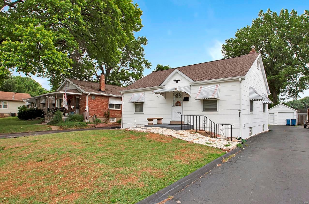 4909 Heege Road St. Louis, MO 63123 - Photo 16 of 18 Gallery Image 16