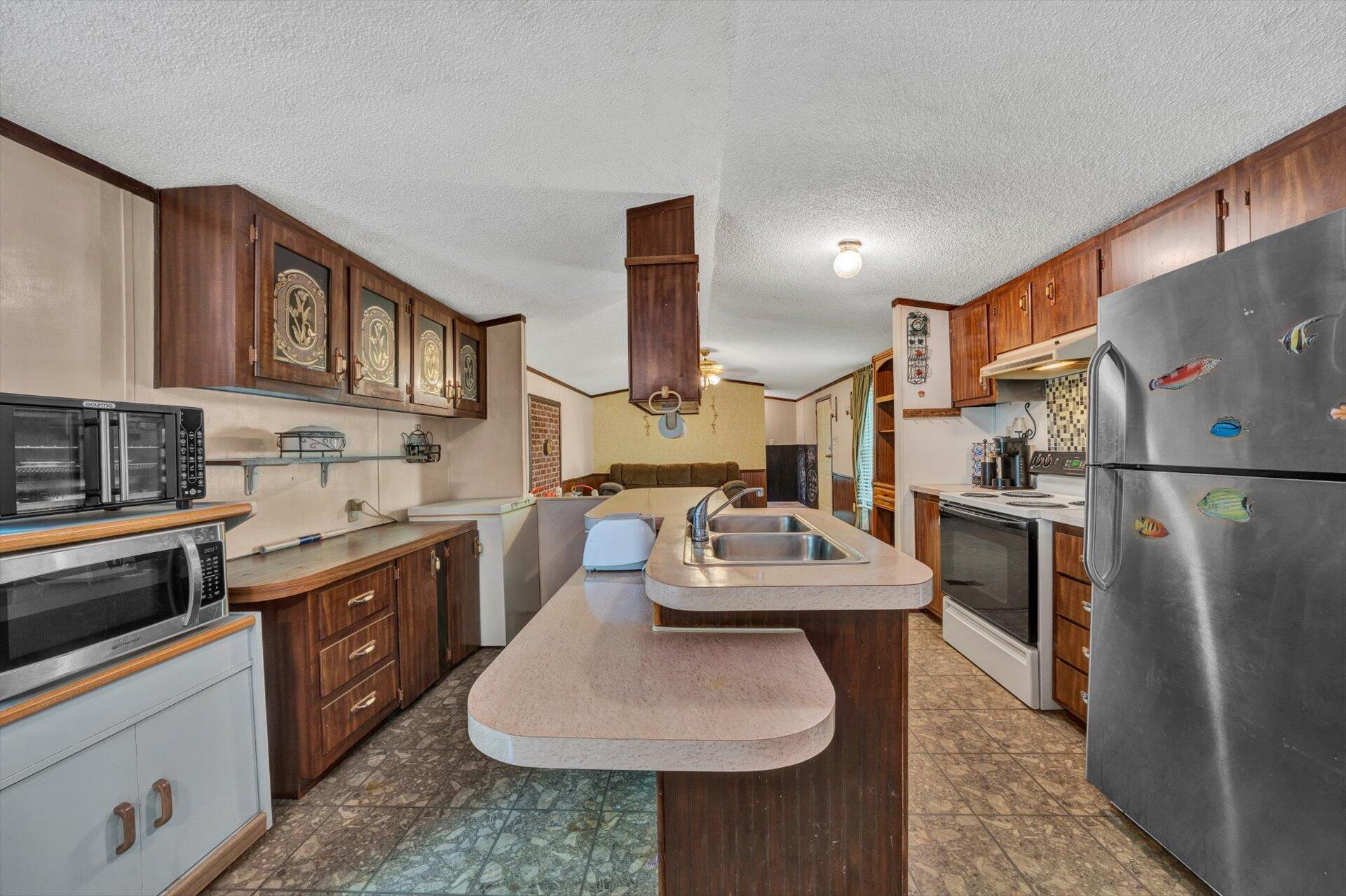 4097-4099 Saunders Road Vinton, VA 24179 - Photo 24 of 39 24-DSC00076