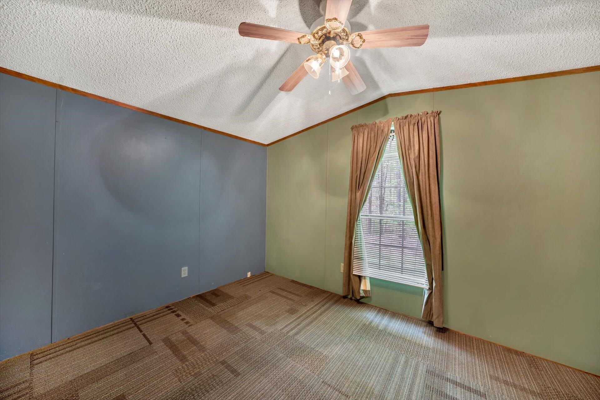 4097-4099 Saunders Road Vinton, VA 24179 - Photo 27 of 39 27-DSC00088