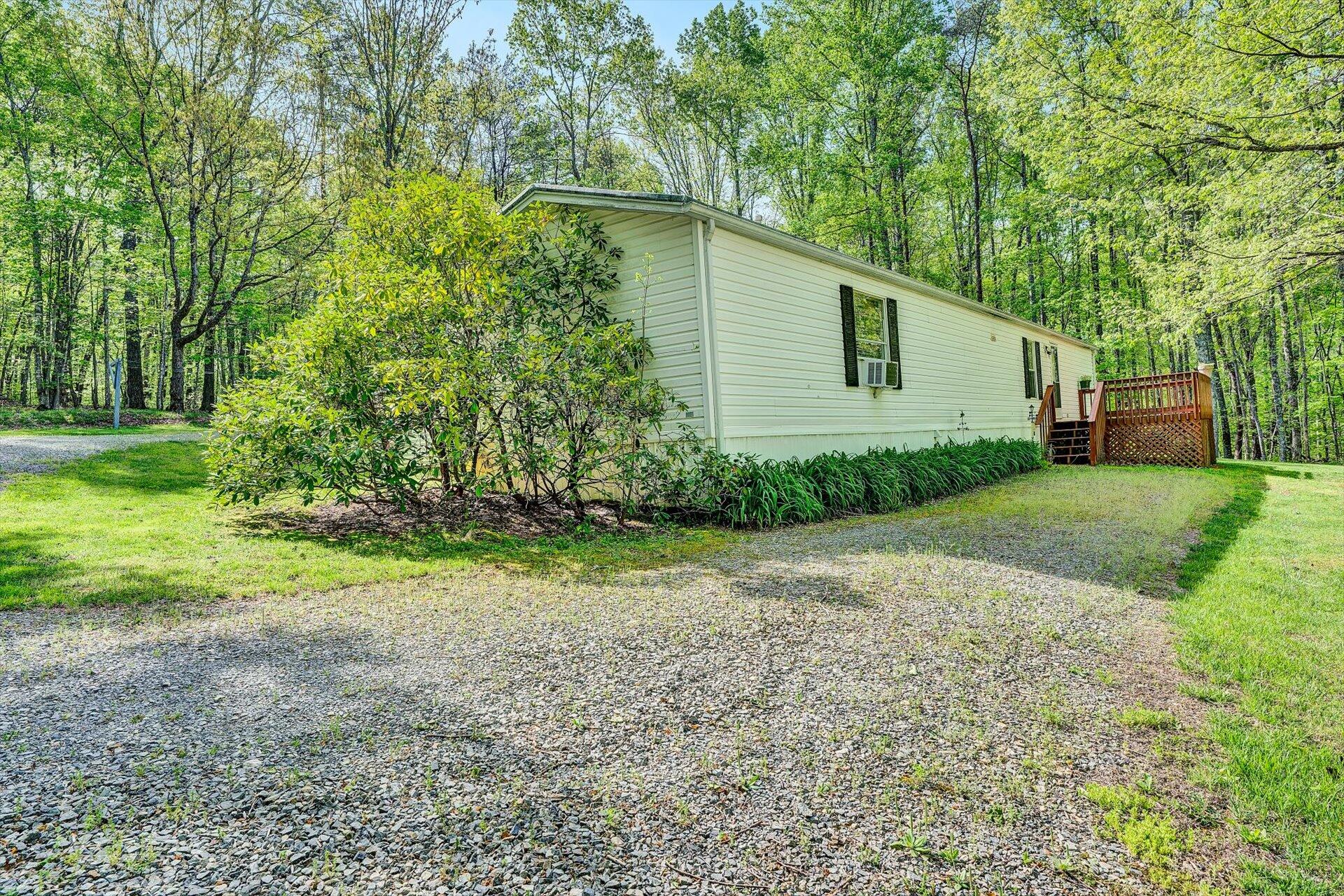 4097-4099 Saunders Road Vinton, VA 24179 - Photo 30 of 39 30-DSC00058