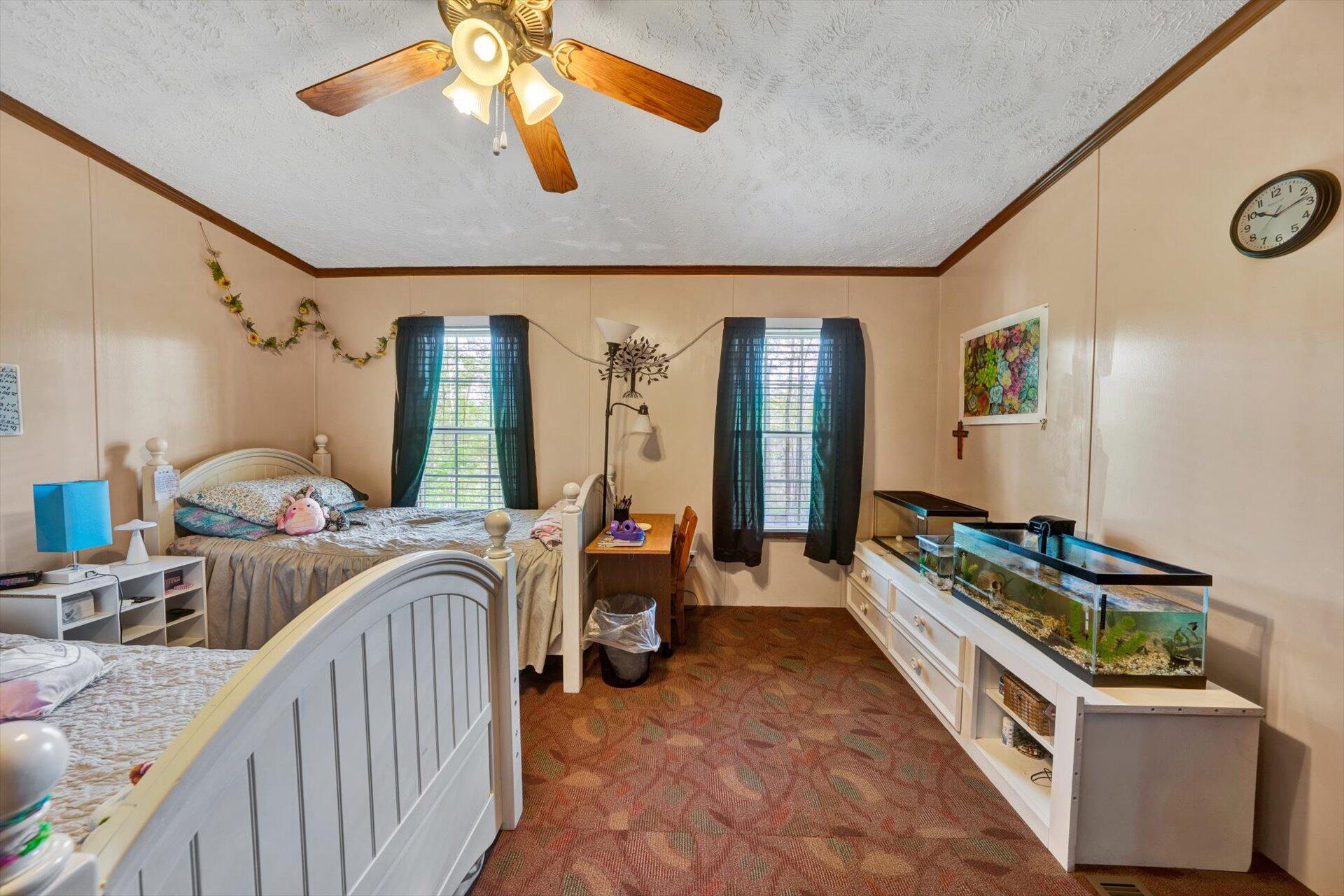 4097-4099 Saunders Road Vinton, VA 24179 - Photo 8 of 39 08-DSC00019