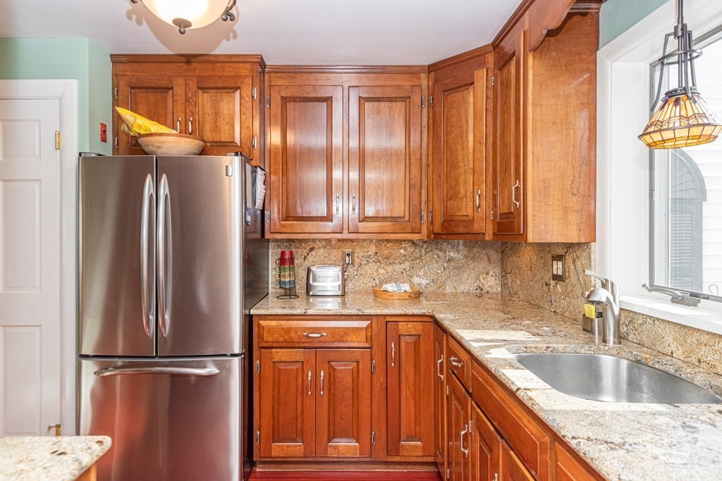 121 Topsfield Road Wenham, MA 01984 - Photo 14 of 42 Gallery Image 14