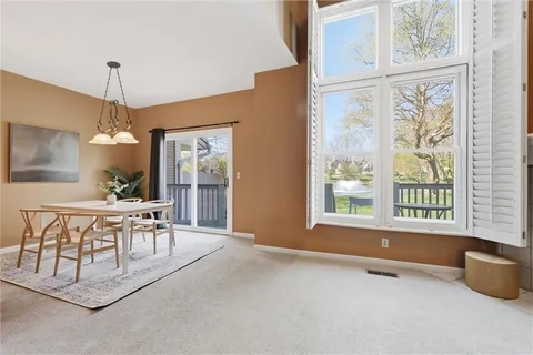 $355,000 | 2419 West 137th Place, Leawood, KS 66224