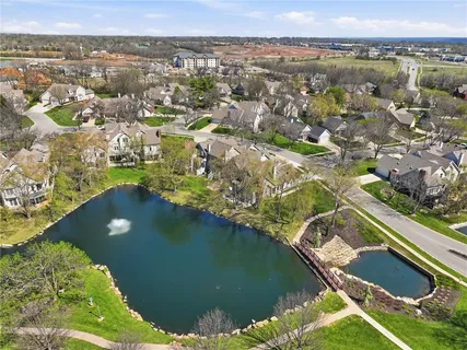 $355,000 | 2419 West 137th Place, Leawood, KS 66224