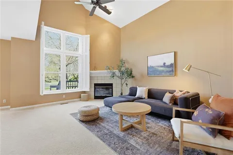 $355,000 | 2419 West 137th Place, Leawood, KS 66224