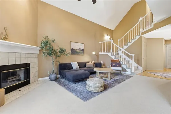 $355,000 | 2419 West 137th Place, Leawood, KS 66224