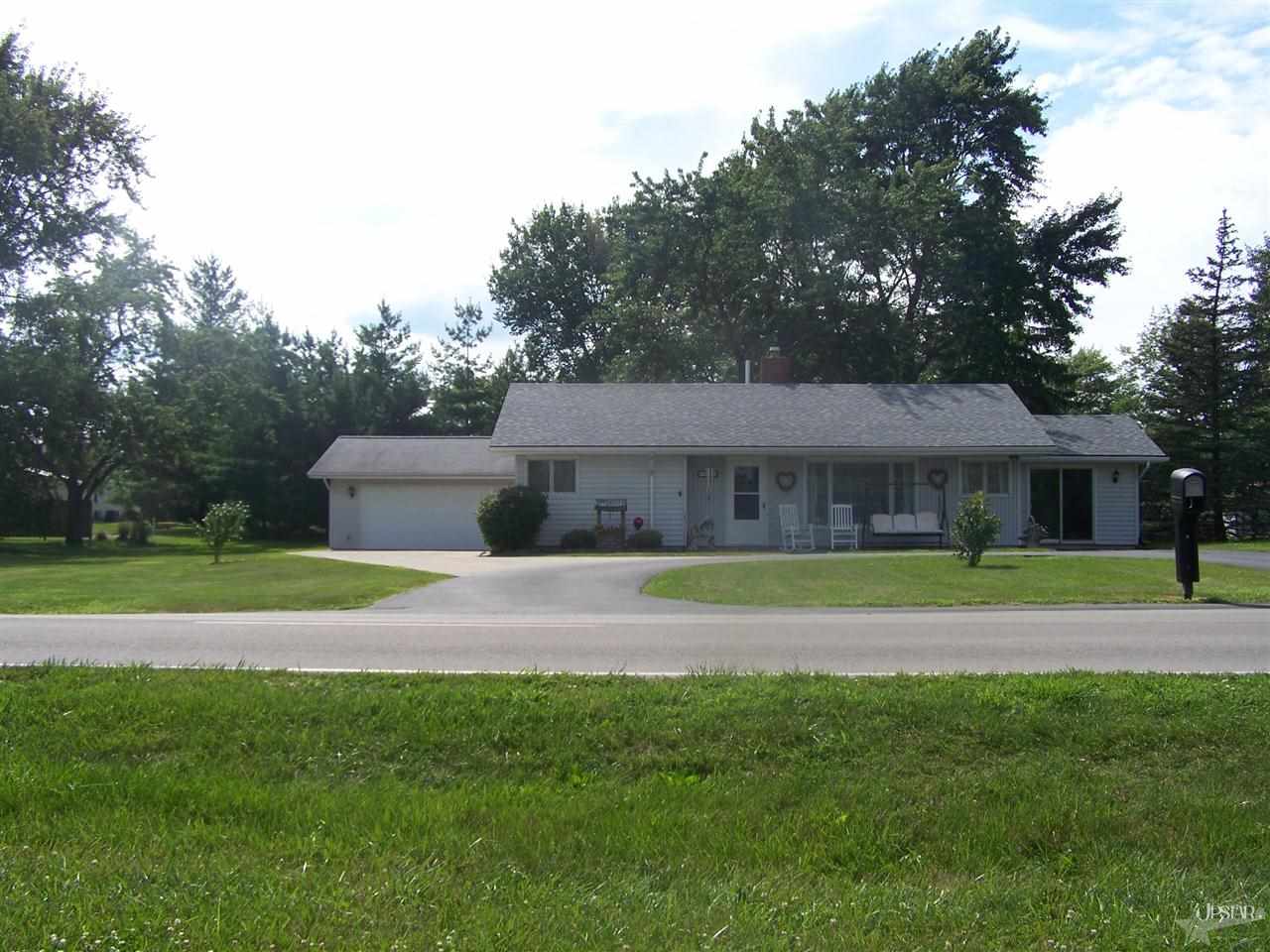 1444 High Street Decatur, IN 46733 - Photo 1 of 17