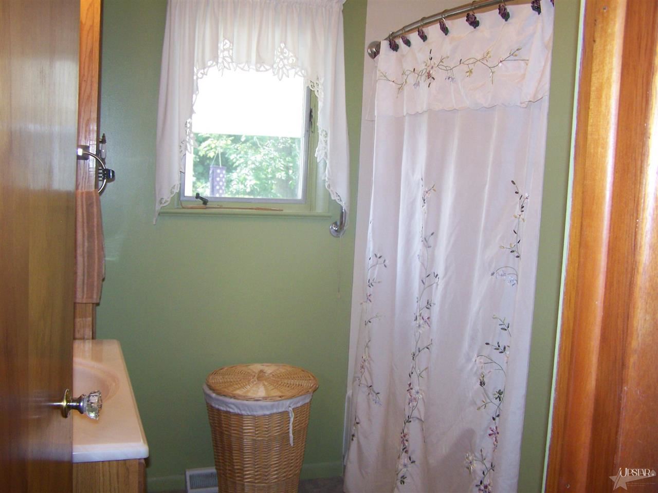1444 High Street Decatur, IN 46733 - Photo 11 of 17