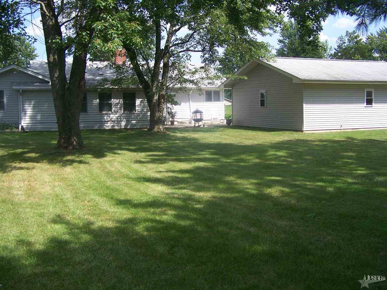 1444 High Street Decatur, IN 46733 - Photo 5 of 17