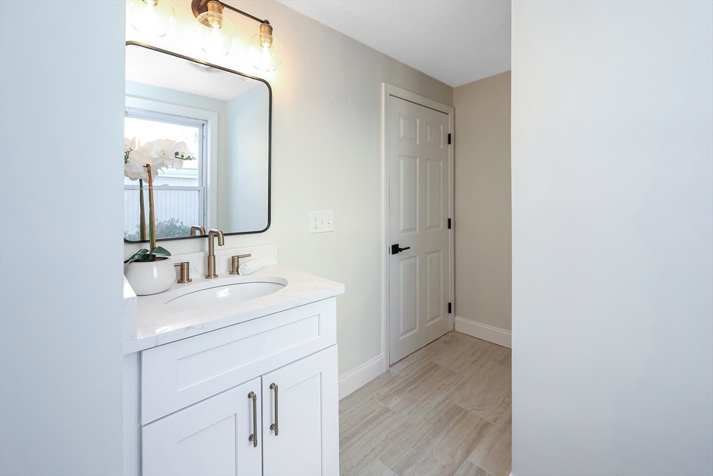 97 Apthorp Street Worcester, MA 01606 - Photo 18 of 39 Gallery Image 18