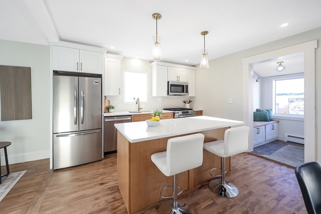 97 Apthorp Street Worcester, MA 01606 - Photo 9 of 39 Gallery Image 9
