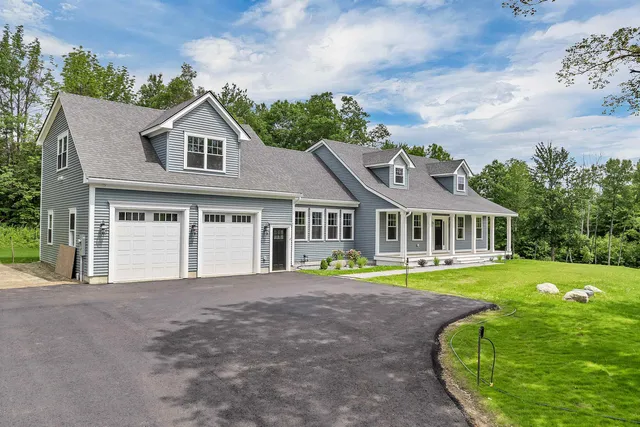 $1,395,000 | 2 Namak Way, Meredith, NH 03253