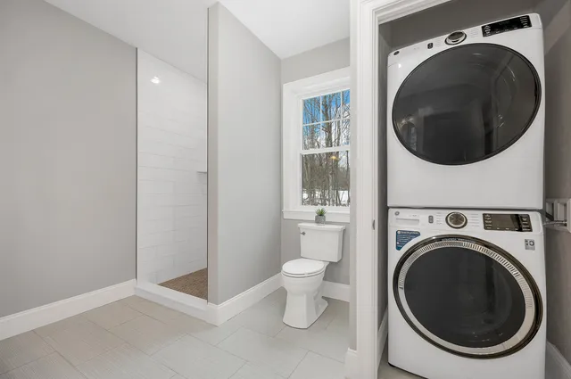 $1,395,000 | 2 Namak Way, Meredith, NH 03253