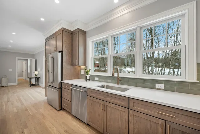 $1,395,000 | 2 Namak Way, Meredith, NH 03253