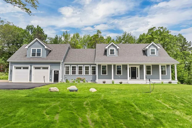 $1,395,000 | 2 Namak Way, Meredith, NH 03253