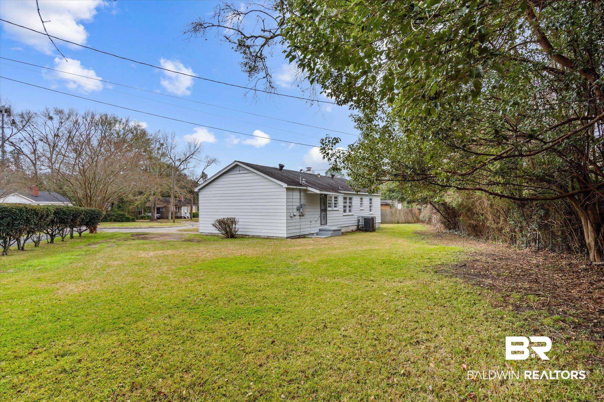 129 Shell Rd Place Mobile, AL 36607 - Photo 20 of 22