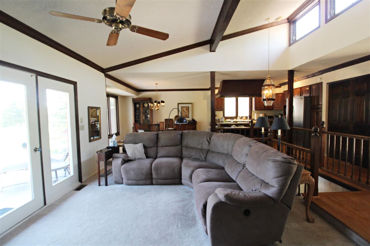 7514 West River Road Flushing, MI 48433 - Photo 13 of 40 50042274-12.JPG