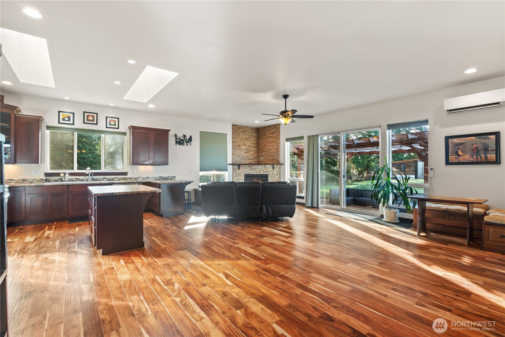 4692 Sand Road Bellingham, WA 98226 - Photo 21 of 40 Gallery Image 21