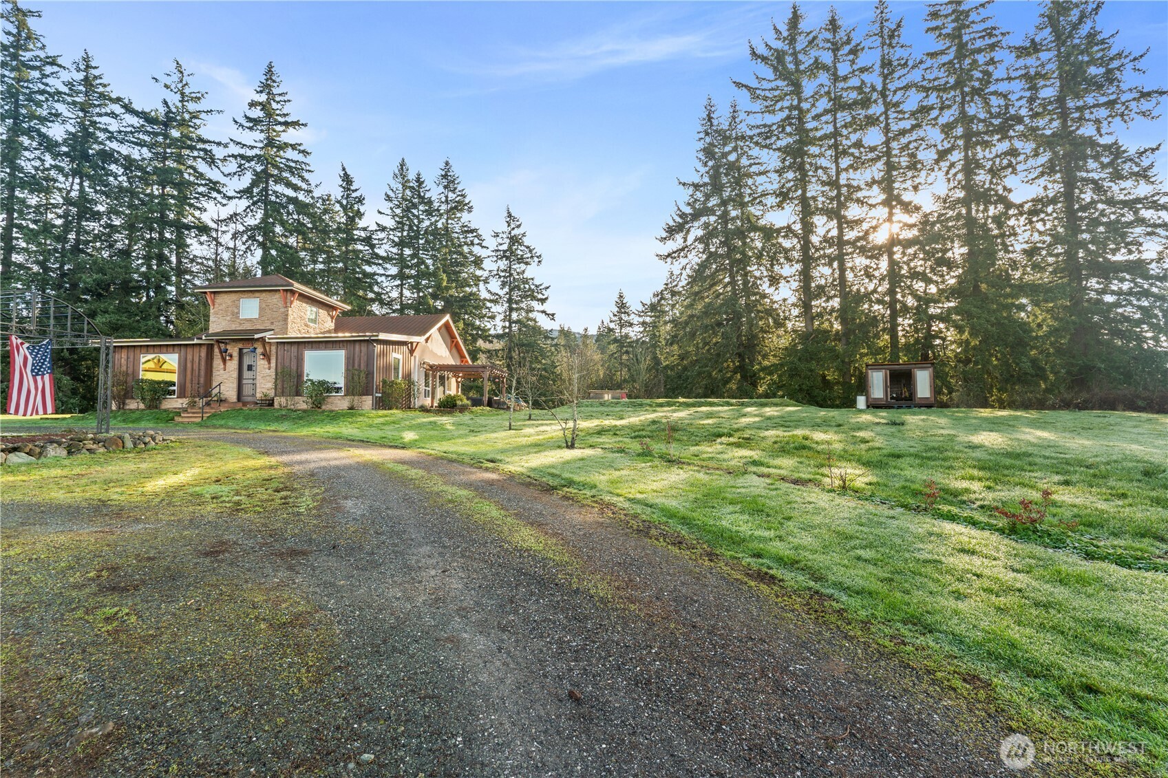 4692 Sand Road Bellingham, WA 98226 - Photo 6 of 40 Gallery Image 6