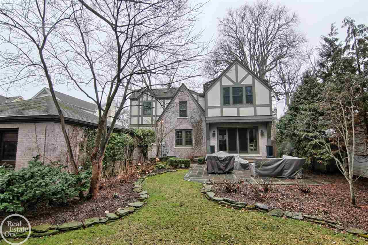 176 Moran Road Grosse Pointe Farms, MI 48236 - Photo 25 of 29