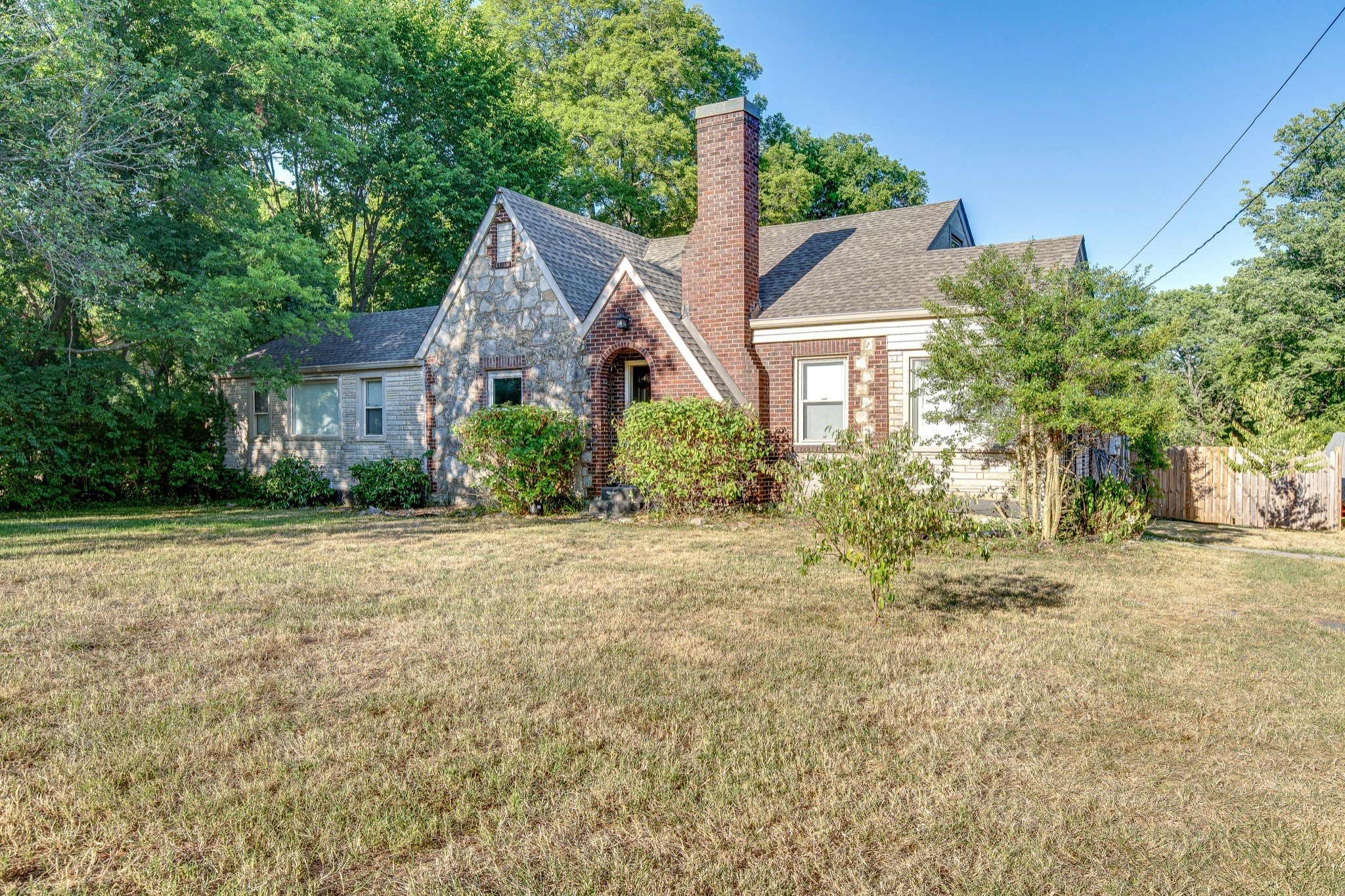 213 West Marthona Road Madison, TN 37115 - Photo 2 of 18 Gallery Image 2