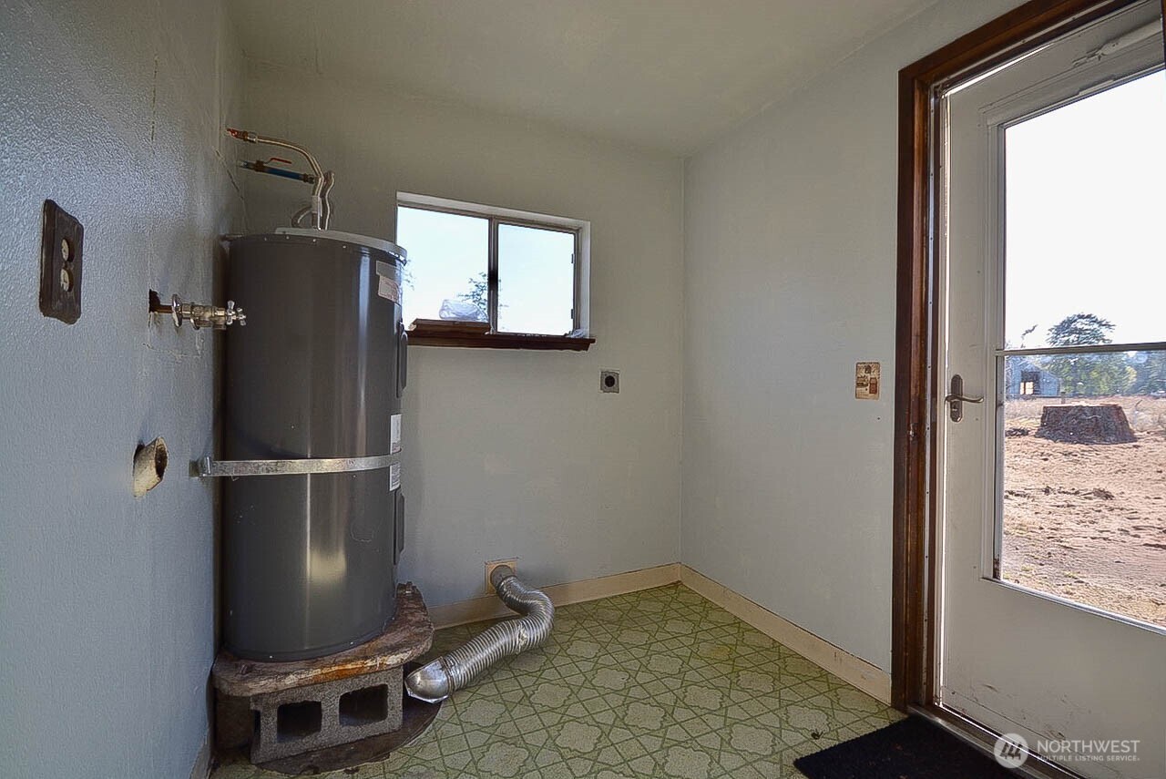 14614 Lawrence Lake Road Southeast Yelm, WA 98597 - Photo 23 of 38 Gallery Image 23