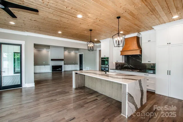 $3,800,000 | 110 Emmaline Court, Troutman, NC 28166