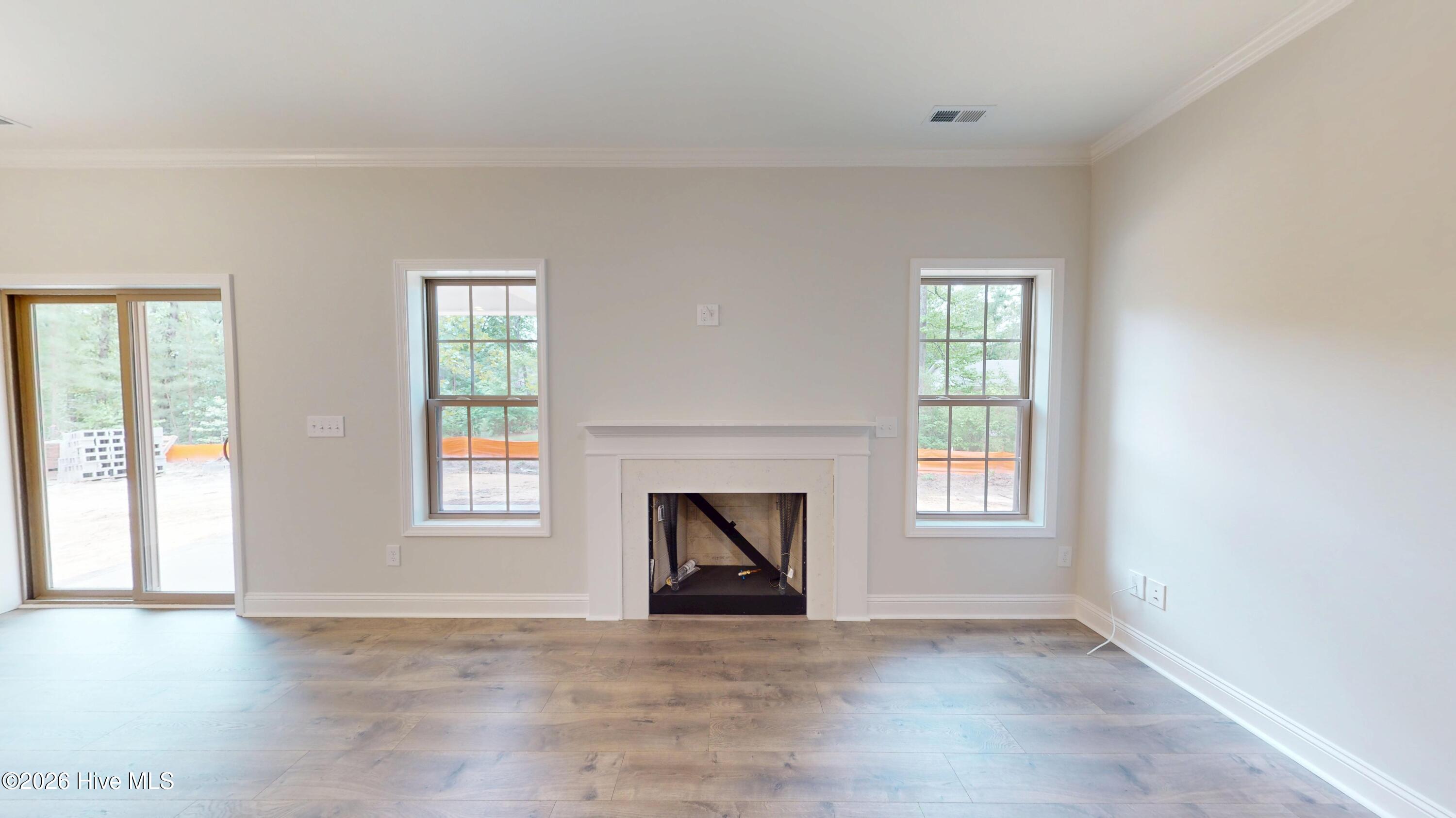 125 Juniper Lake Road Pinehurst, NC 28374 - Photo 7 of 29 Gas fireplace