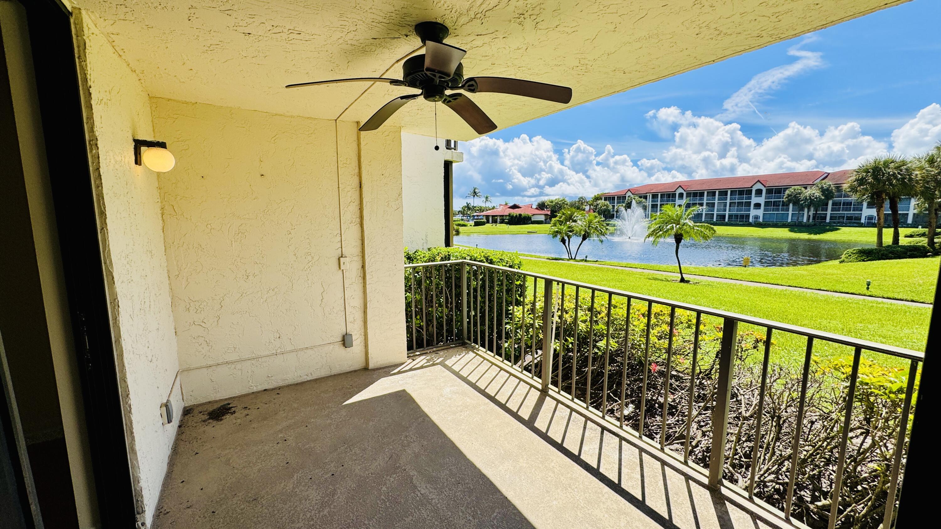 7030 Half Moon Circle, Unit 121 Hypoluxo, FL 33462 - Photo 24 of 74 Large patio