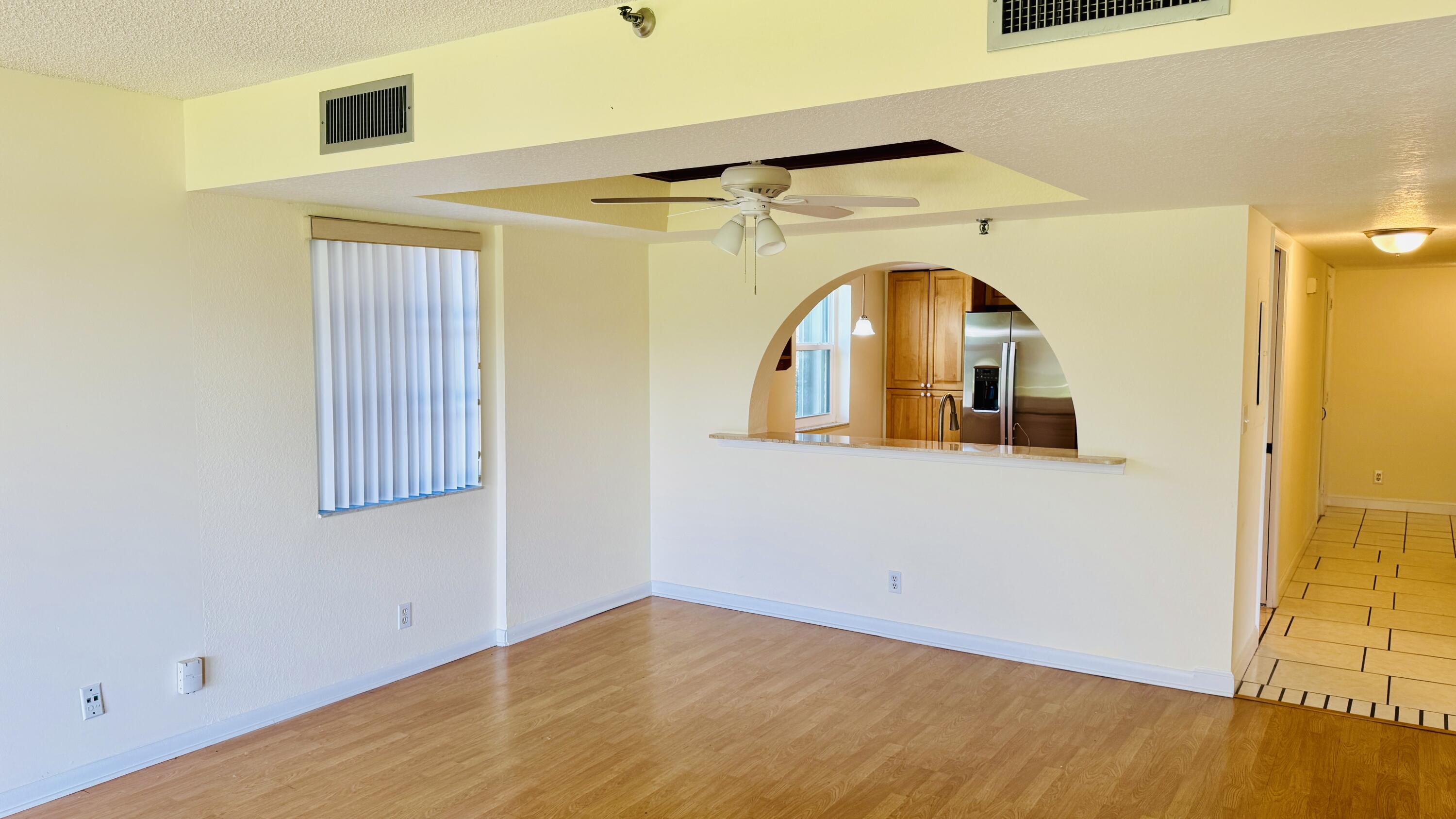 7030 Half Moon Circle, Unit 121 Hypoluxo, FL 33462 - Photo 30 of 74 Dining Area