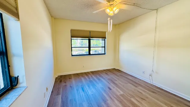 $349,900 | 7030 Half Moon Circle, Unit 121, Hypoluxo, FL 33462