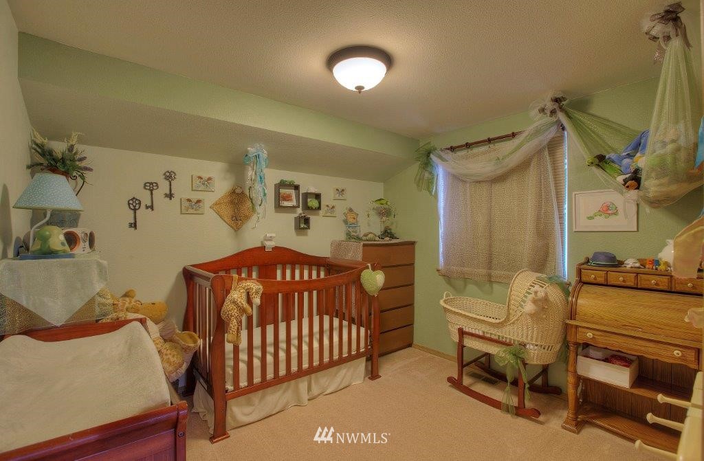 17827 112th Avenue Southeast Renton, WA 98055 - Photo 11 of 16 Gallery Image 11