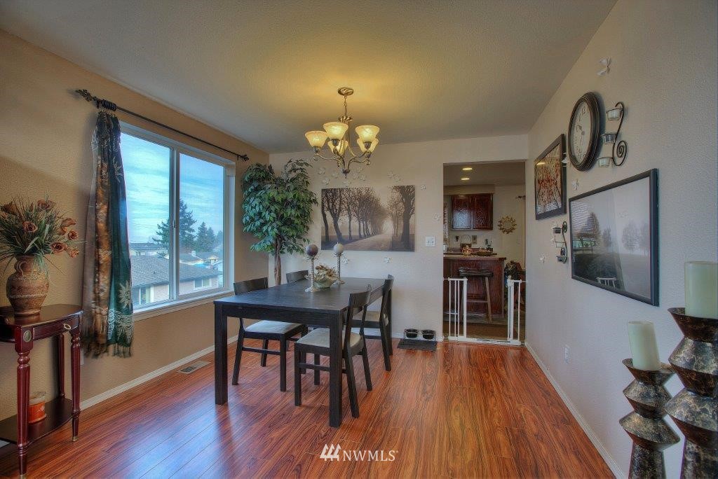 17827 112th Avenue Southeast Renton, WA 98055 - Photo 6 of 16 Gallery Image 6