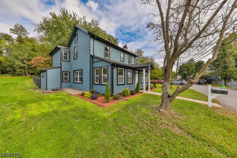 502 River Road Phillipsburg, NJ 08865 - Photo 3 of 50 Gallery Image 3