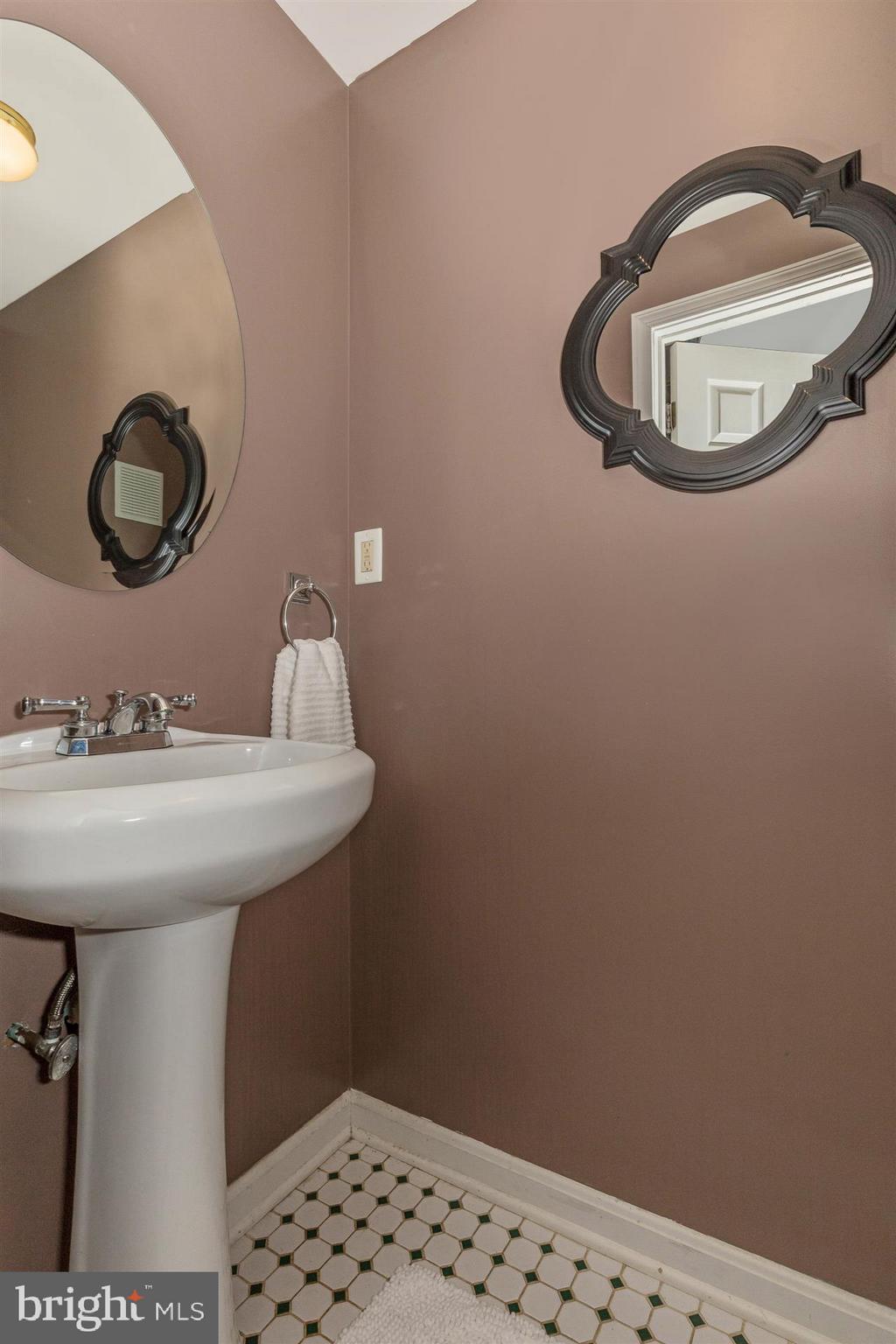 1116 Ingate Road Halethorpe, MD 21227 - Photo 21 of 23 Gallery Image 21