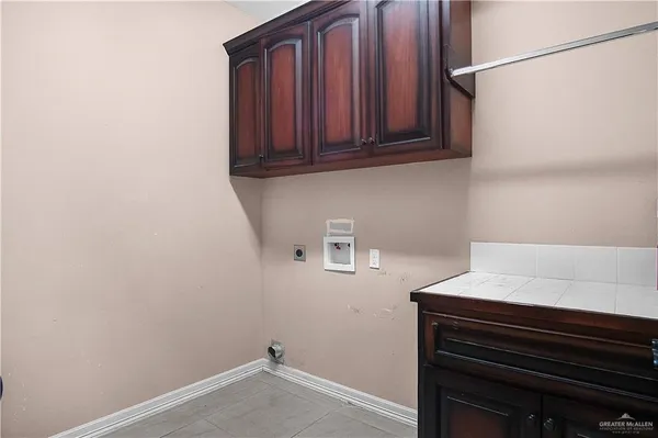 $2,300 | 1308 East 28th Street, Mission, TX 78574