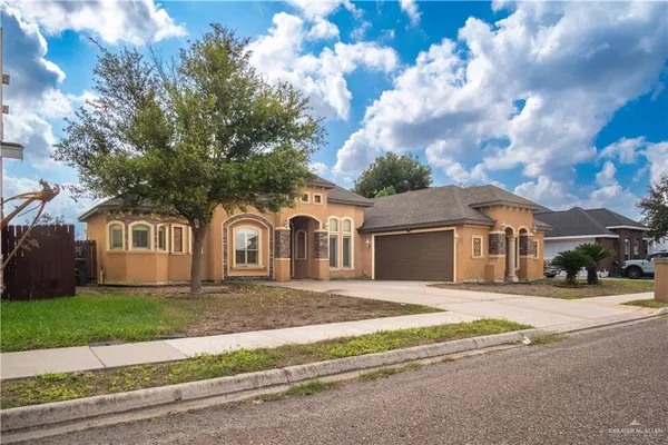$2,300 | 1308 East 28th Street, Mission, TX 78574