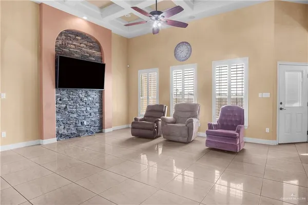 $2,300 | 1308 East 28th Street, Mission, TX 78574
