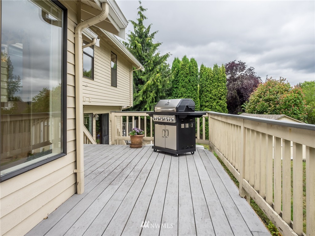 2017 238th Street Southeast Bothell, WA 98021 - Photo 14 of 16