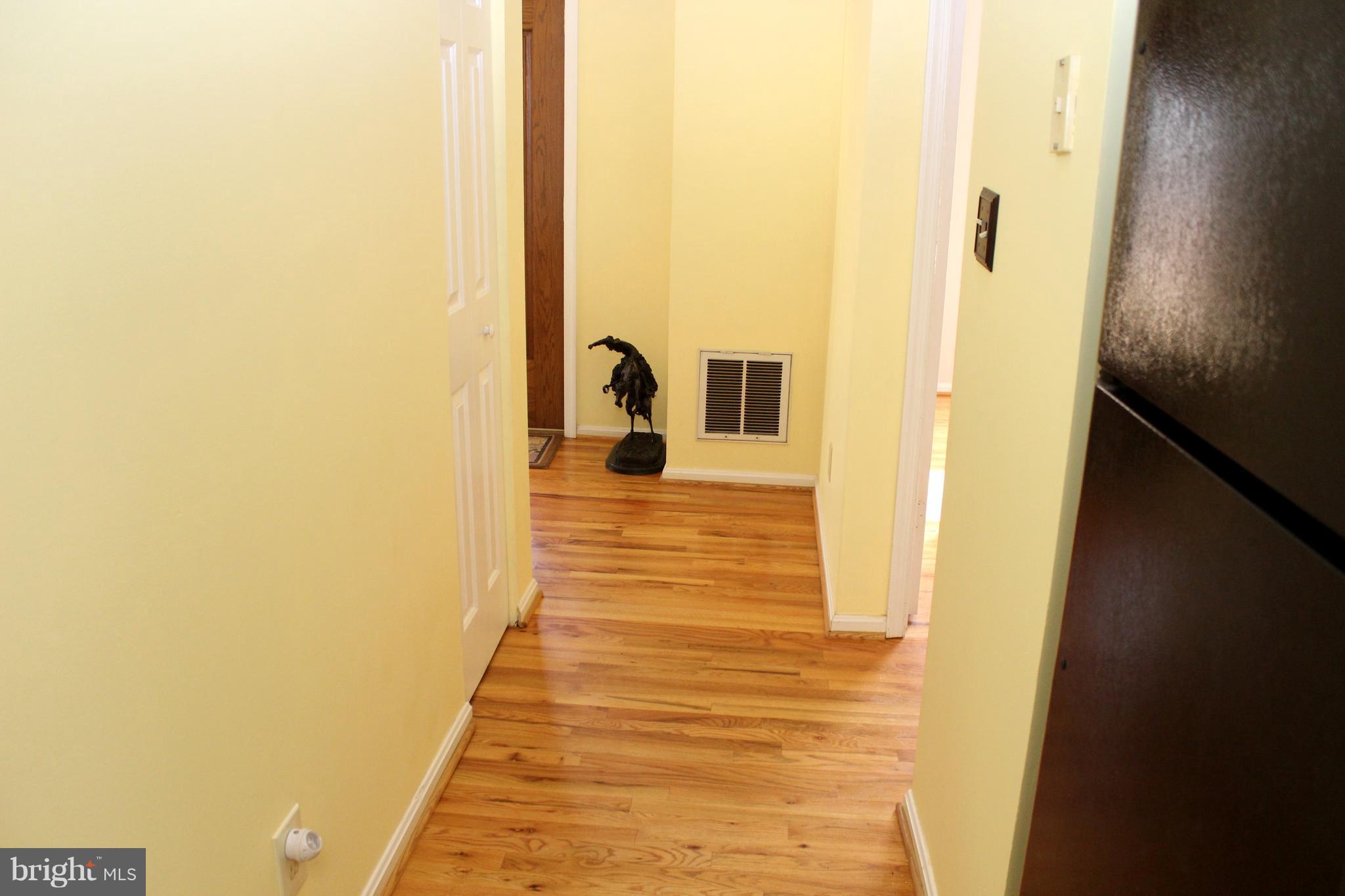 10311 River Road Rixeyville, VA 22737 - Photo 16 of 30 a view of a hallway