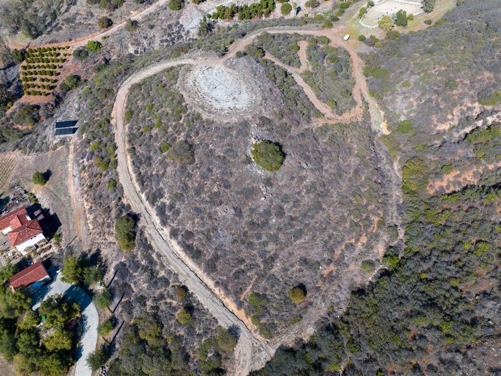 Vista Del Rio Fallbrook Ca Fallbrook, CA 92028 - Photo 3 of 9