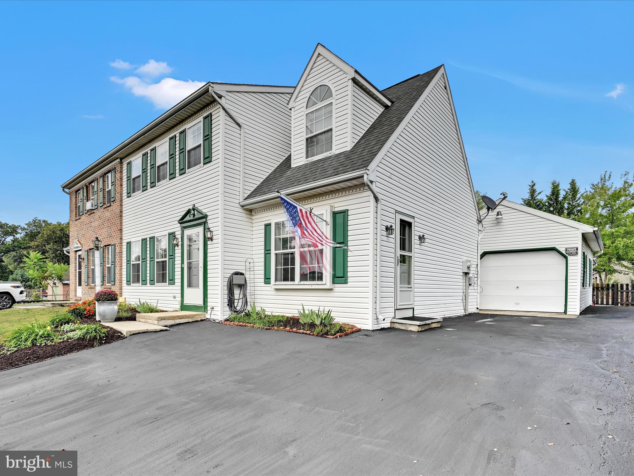 88 Freys Road Elizabethtown, PA 17022 - Photo 3 of 37 Front Exterior