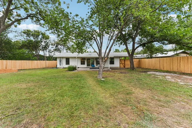 $649,500 | 7503 Carriage Drive, Austin, TX 78752