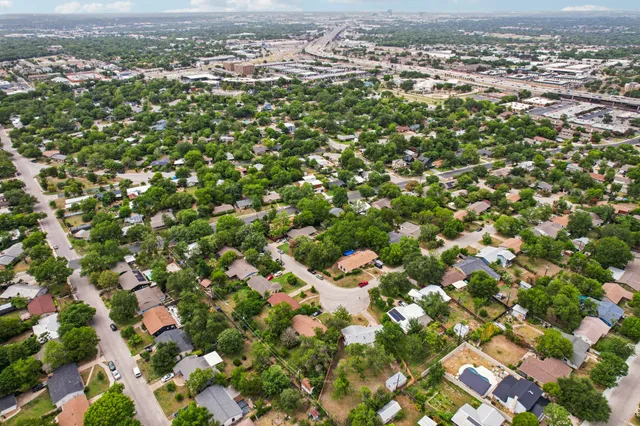 $625,000 | 7503 Carriage Drive, Austin, TX 78752