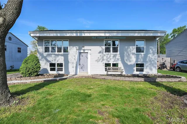 $1,850 | 8 Preakness Drive, St. Peters, MO 63376