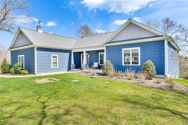 $1,000,000 | 41 Shortie Way, South Kingstown, RI 02879