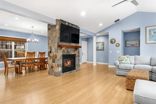 $1,000,000 | 41 Shortie Way, South Kingstown, RI 02879