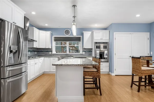 $1,000,000 | 41 Shortie Way, South Kingstown, RI 02879