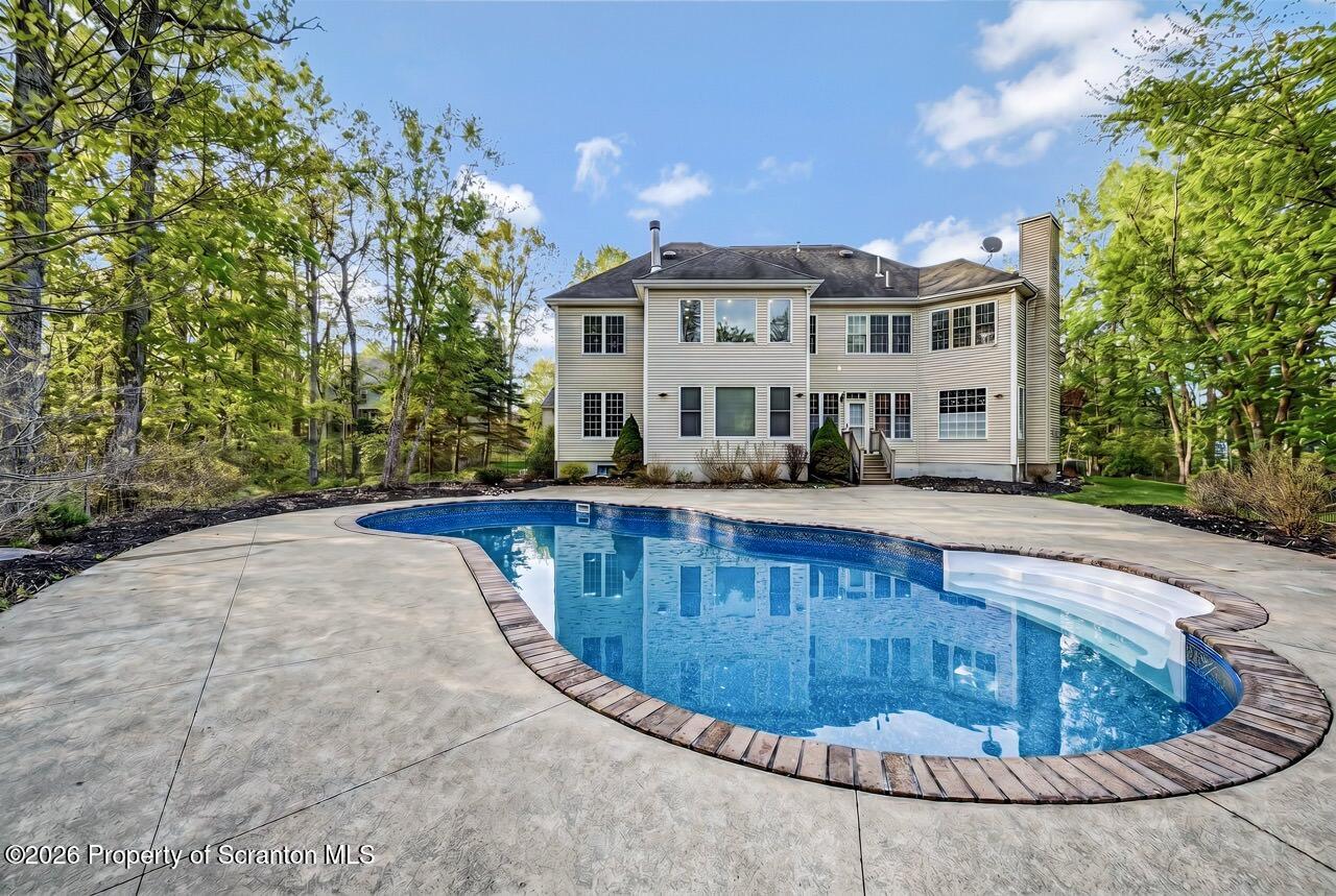 272 Windsor Way Moscow, PA 18444 - Photo 3 of 145 272 Windsor Way 003 Large